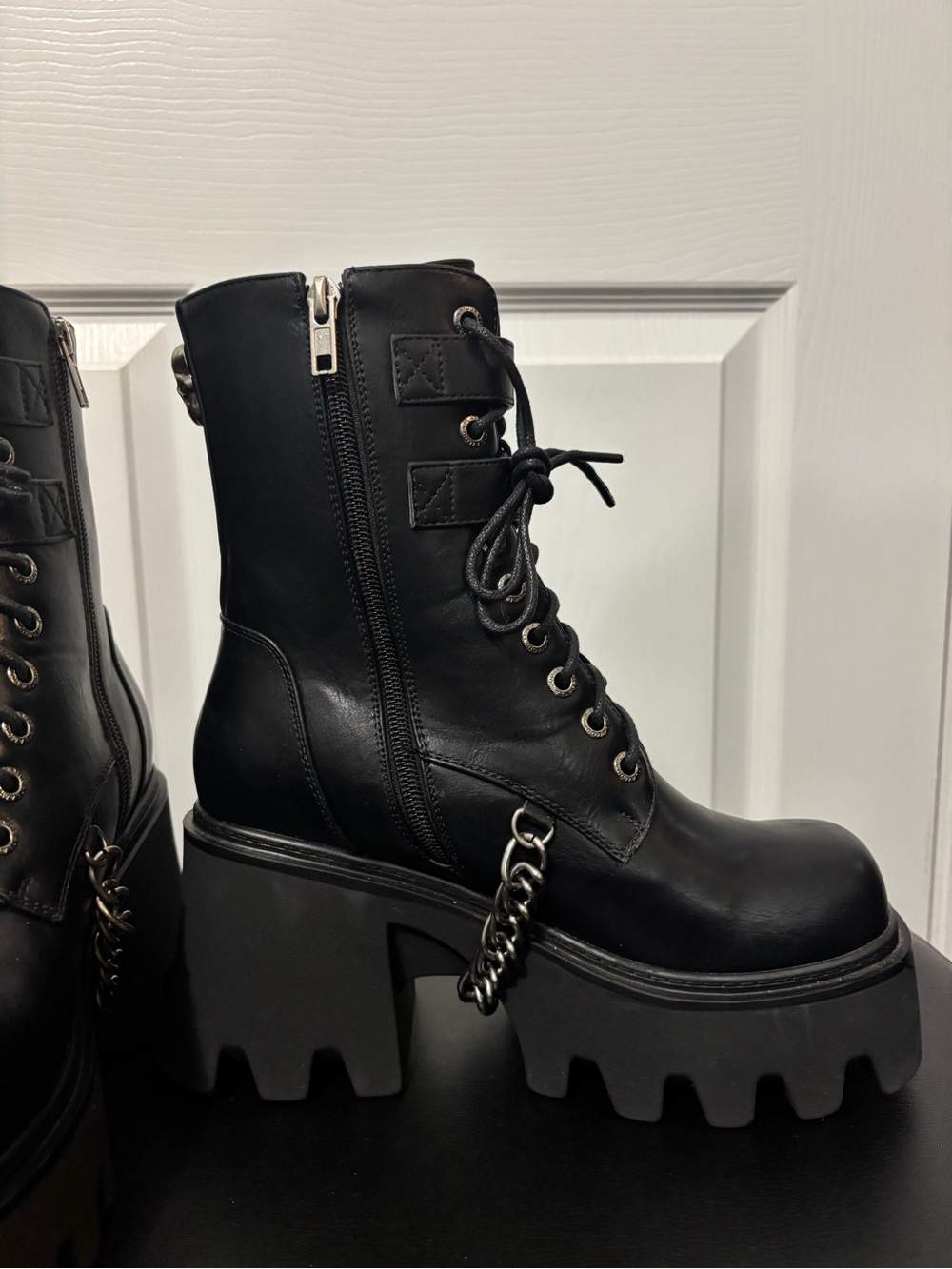 Lamoda Hostage Platform Ankle Boots - Picture 4 of 10